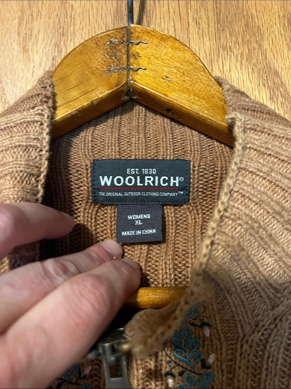 Woolrich Brown Ribbed Zip-Front Sweater Vest with Teal Floral Trim - Picture 2 of 7